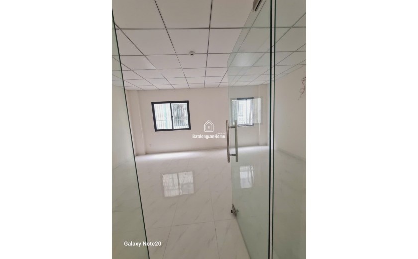 Cho thuê văn phòng mặt tiền Bùi Thiện Ngộ – 190m² – giá 17 triệu/tháng